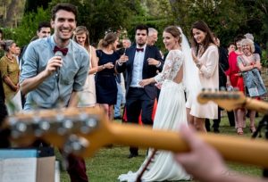 Tendances mariage 2023 : de la musique live à tout moment