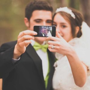 Tendances mariage 2023 : votre union sur les réseaux sociaux