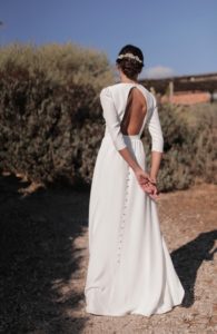 Tendances mariage 2023 : des robes de mariée minimalistes mais spectaculaires